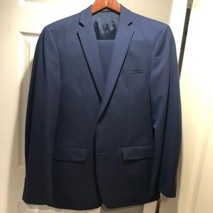 Van Heusen Navy Blue Men’s Suit